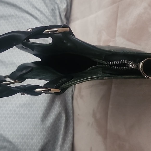 Fendi- Olive Trapezio bag - Picture 7 of 8